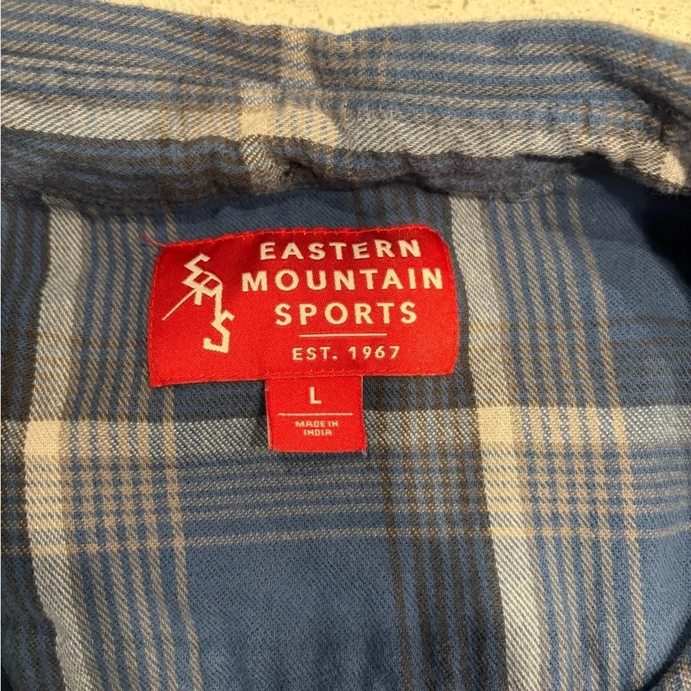 Eastern Mountain Sports Blue and Gray Flannel Shirt
